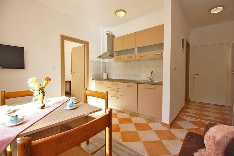 Apartman Simona Fažana Exterior foto